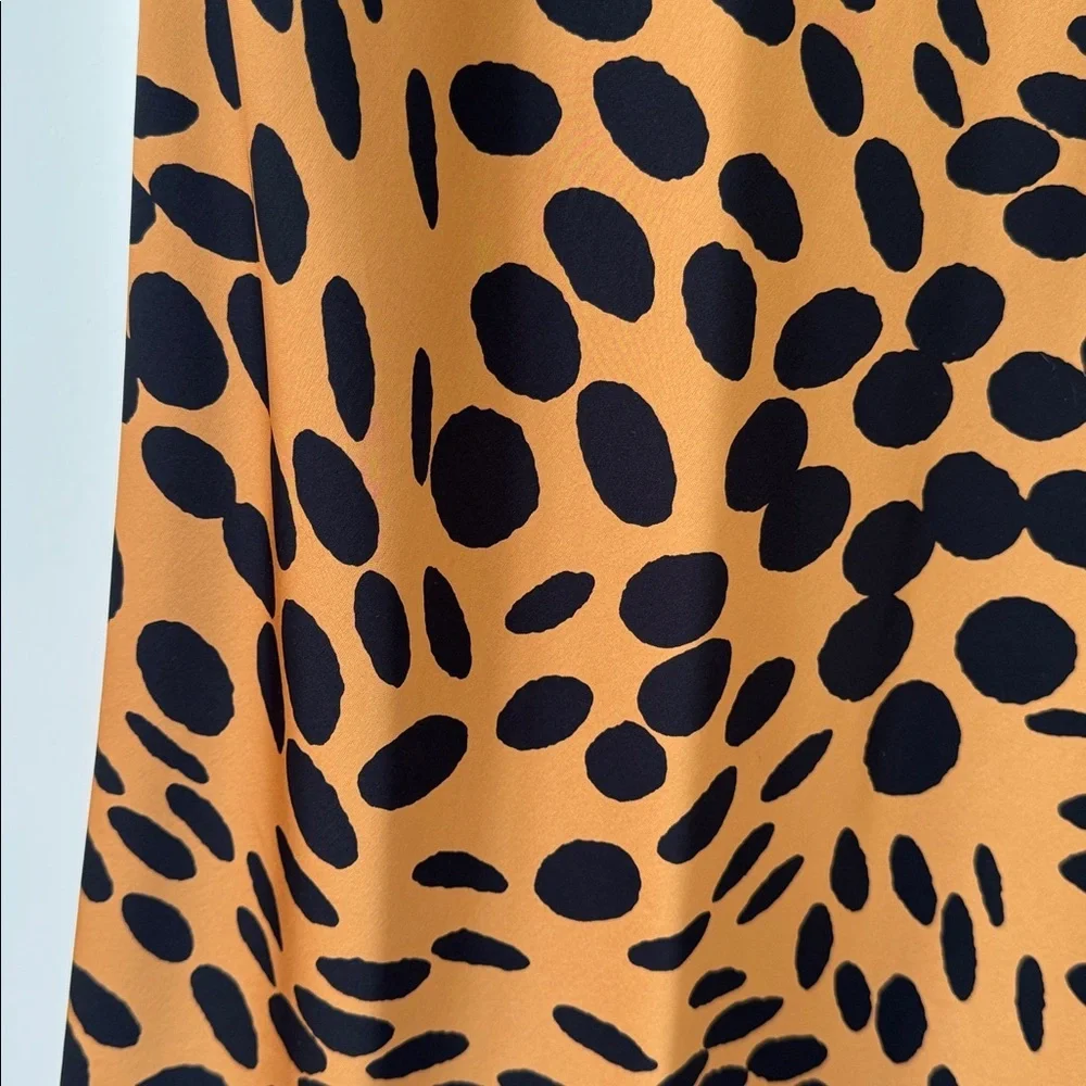 J Crew Pull-on slip skirt in wavy dots Size L
